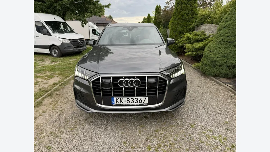 AUDI Q7 -