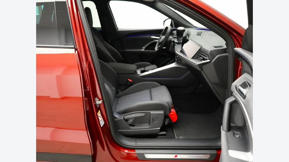 AUDI Q5 -