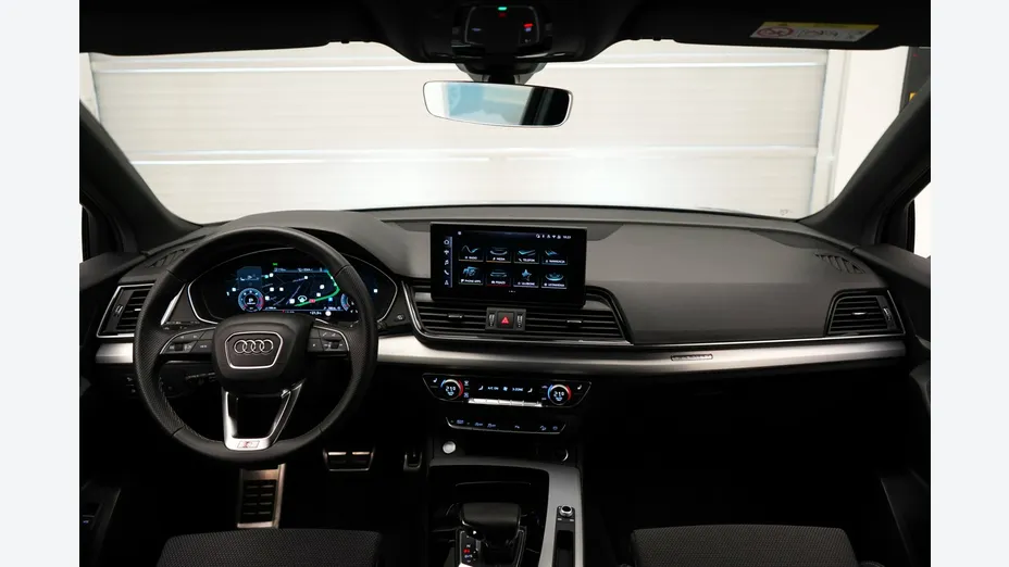 AUDI Q5 -