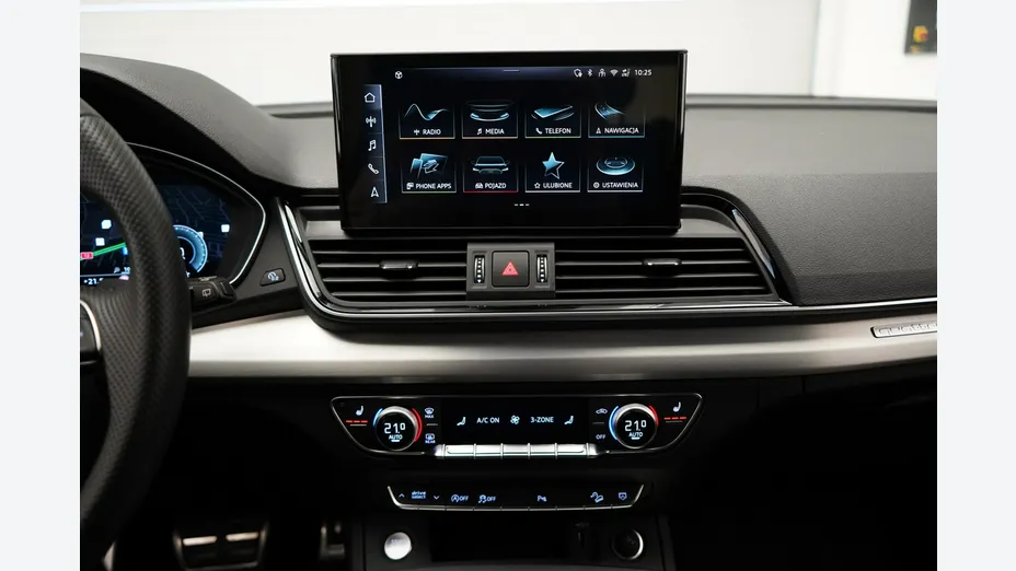 AUDI Q5 -