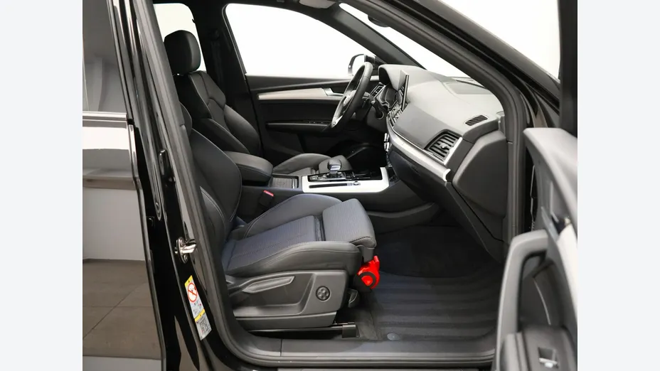 AUDI Q5 -