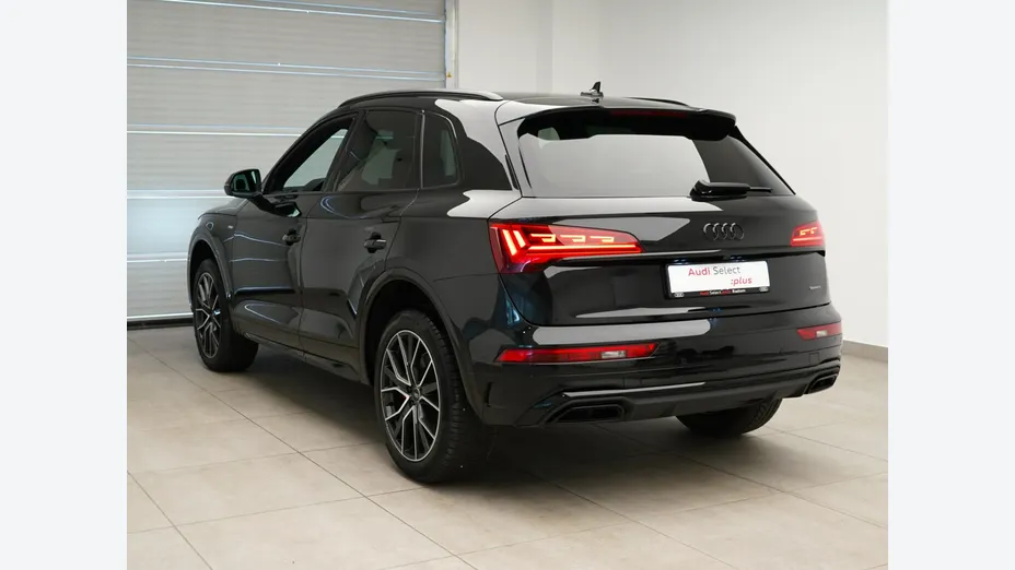 AUDI Q5 -