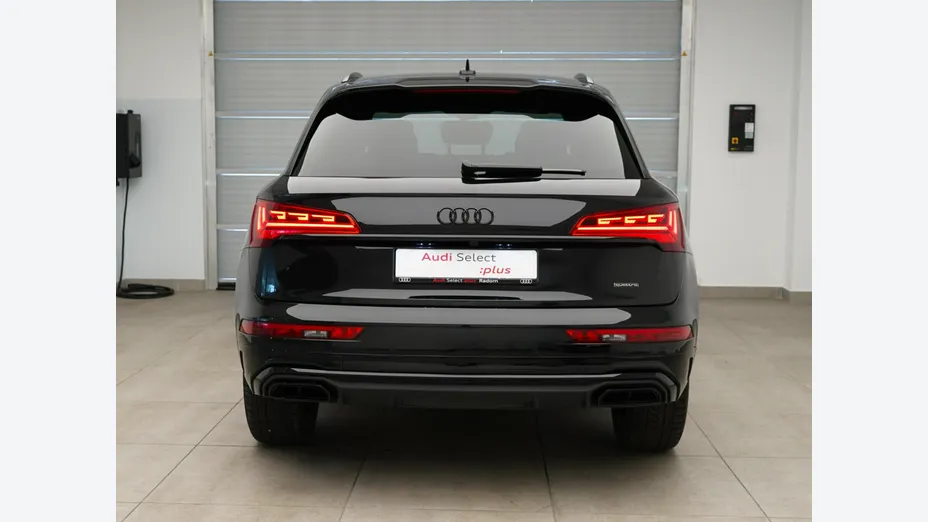 AUDI Q5 -