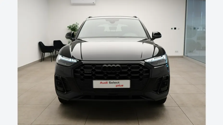 AUDI Q5 -