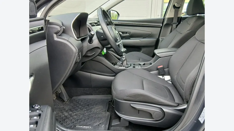 HYUNDAI Tucson -