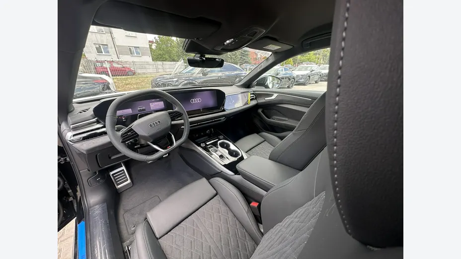 AUDI A6 -