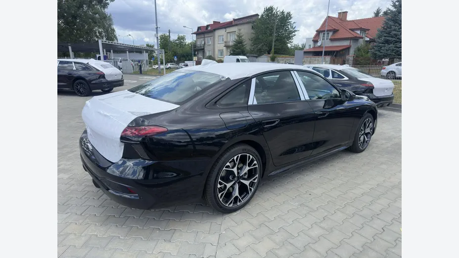 AUDI A6 -