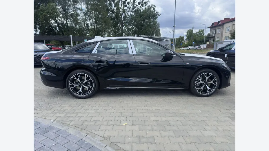 AUDI A6 -