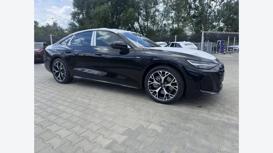 AUDI A6 -