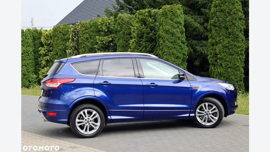 FORD Kuga -