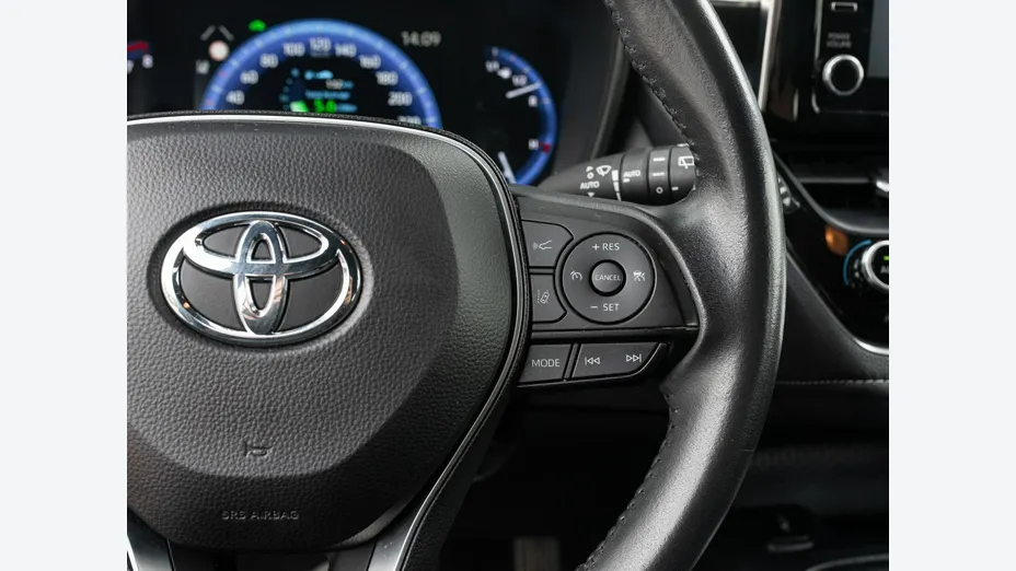 TOYOTA Corolla -