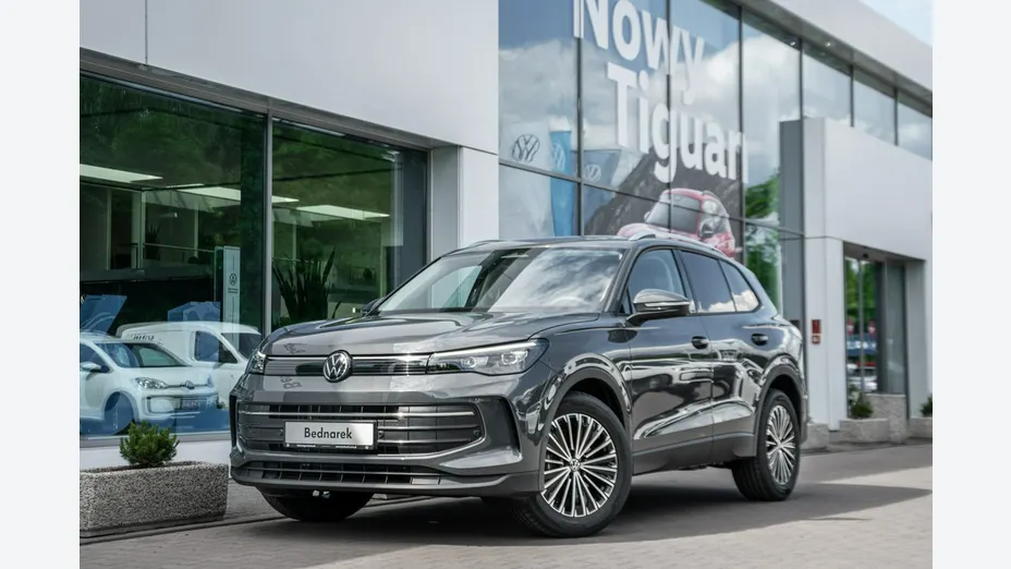 VOLKSWAGEN Tiguan -