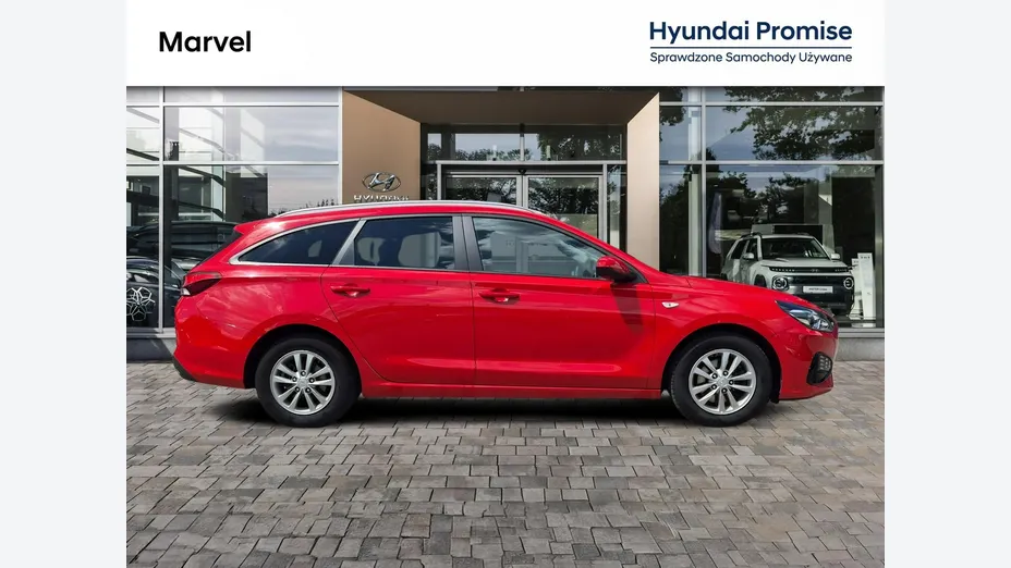 HYUNDAI i30 -