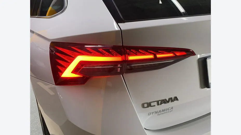 SKODA Octavia -