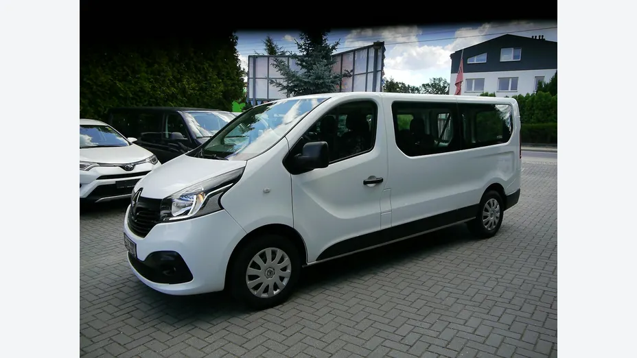 RENAULT Trafic -