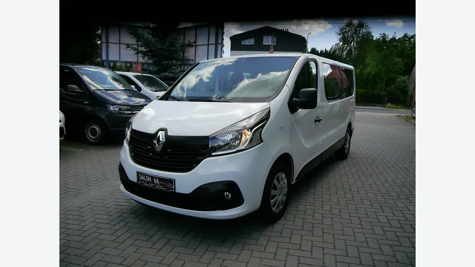 RENAULT Trafic -