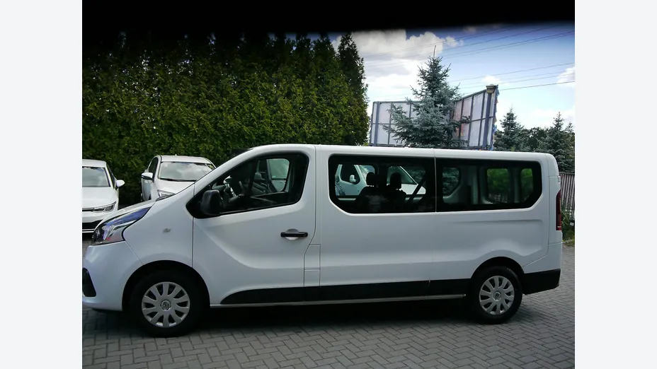 RENAULT Trafic -