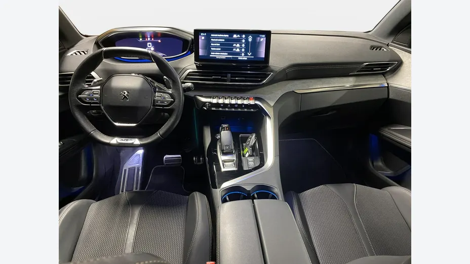 PEUGEOT 3008 -