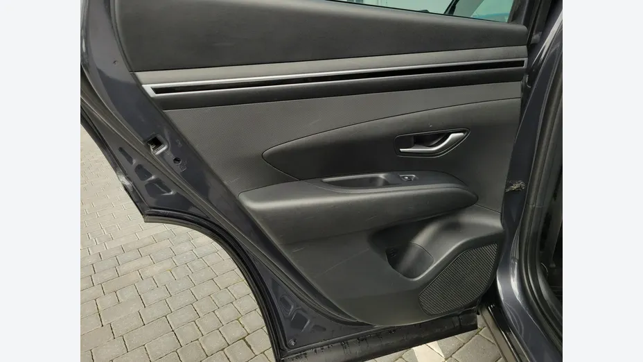 HYUNDAI Tucson -