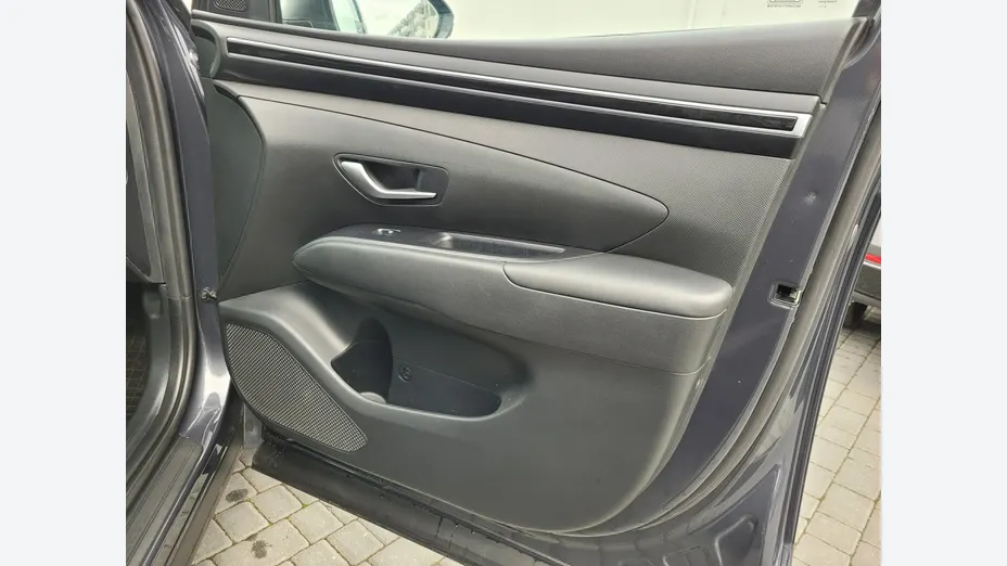 HYUNDAI Tucson -