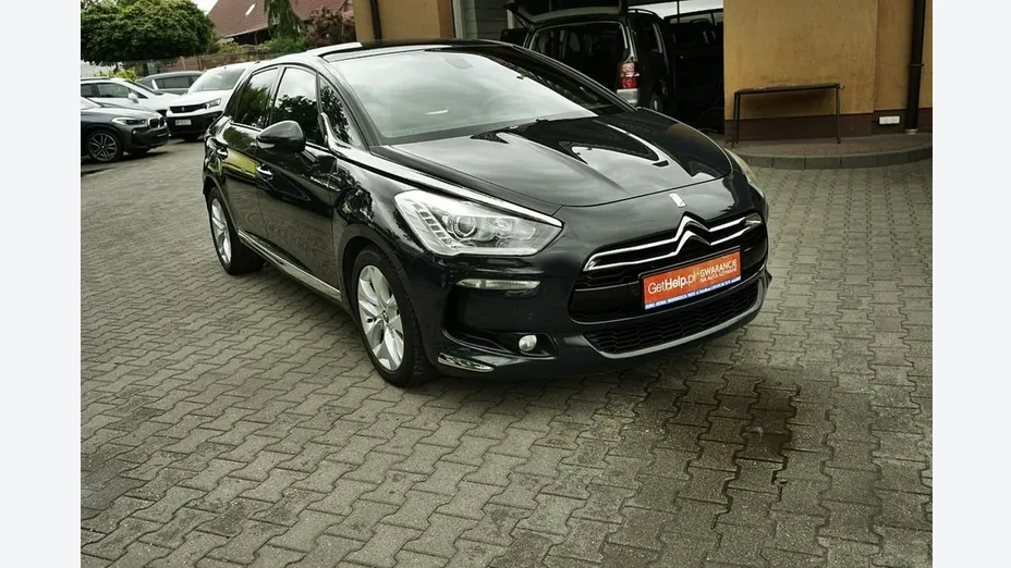 CITROEN DS5 -