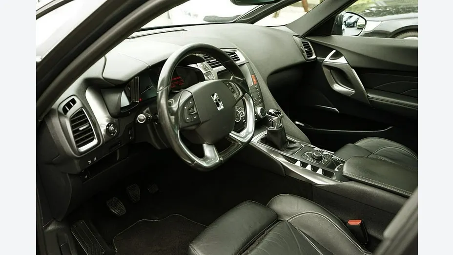 CITROEN DS5 -