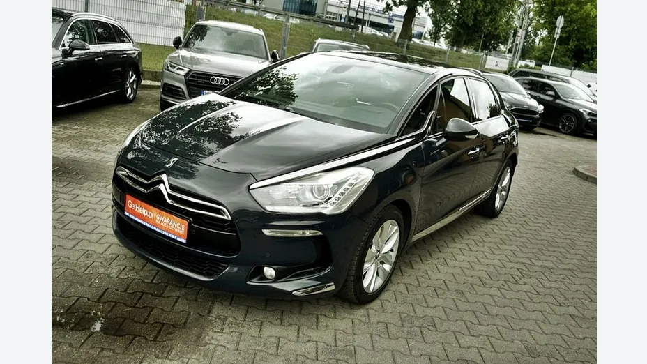 CITROEN DS5 -