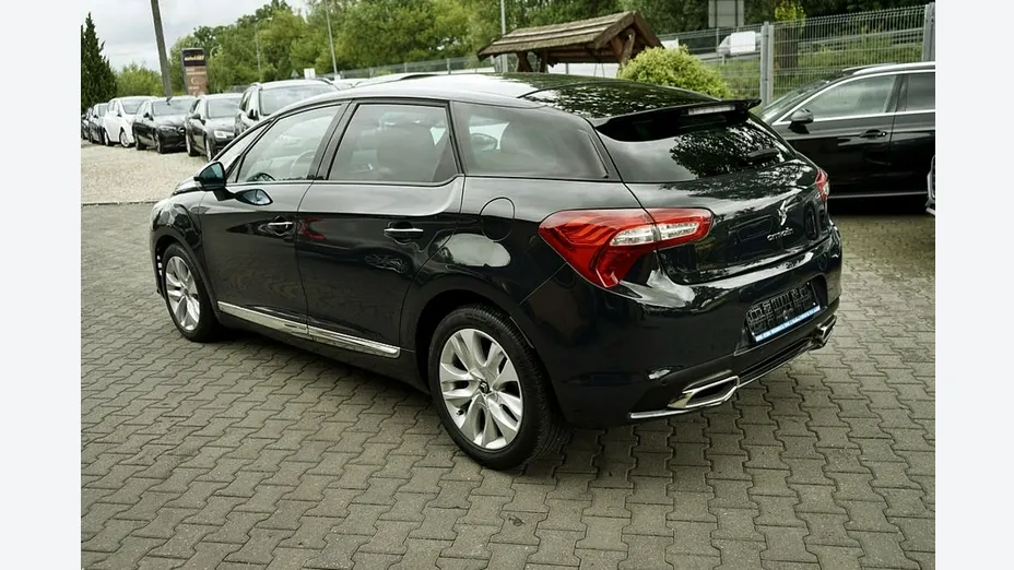CITROEN DS5 -