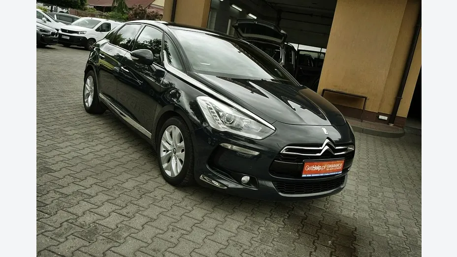 CITROEN DS5 -
