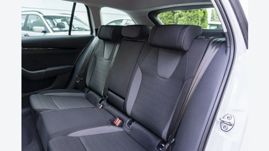 SKODA Octavia -