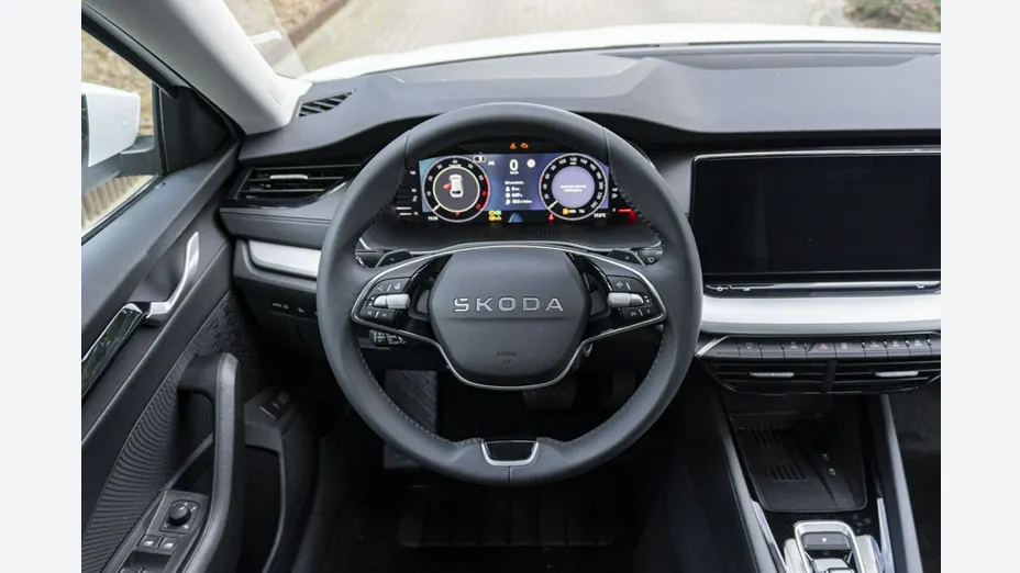 SKODA Octavia -