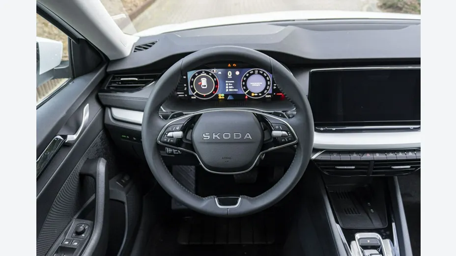 SKODA Octavia -