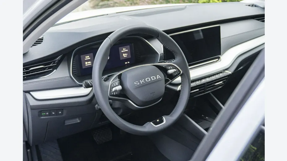 SKODA Octavia -
