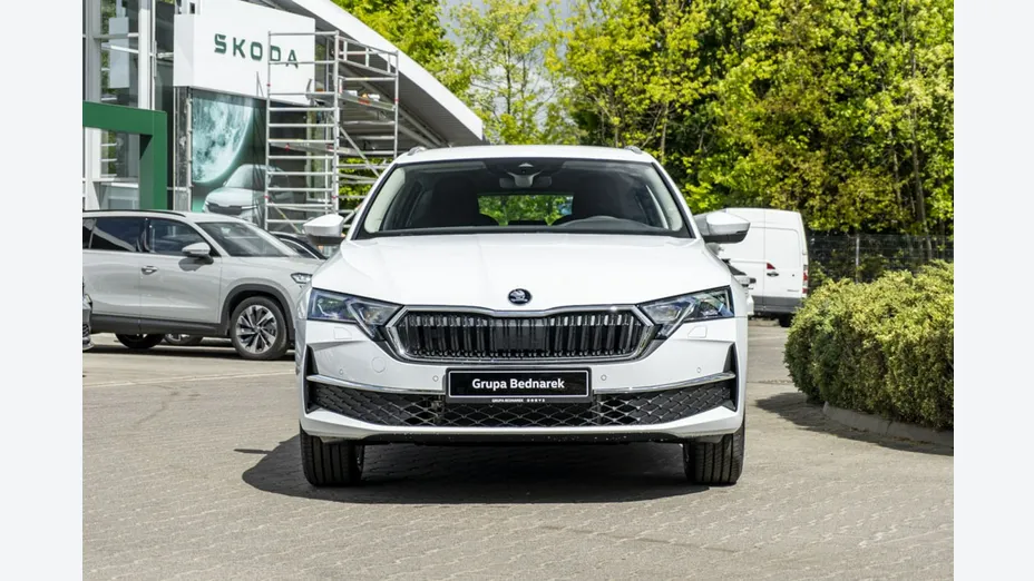 SKODA Octavia -