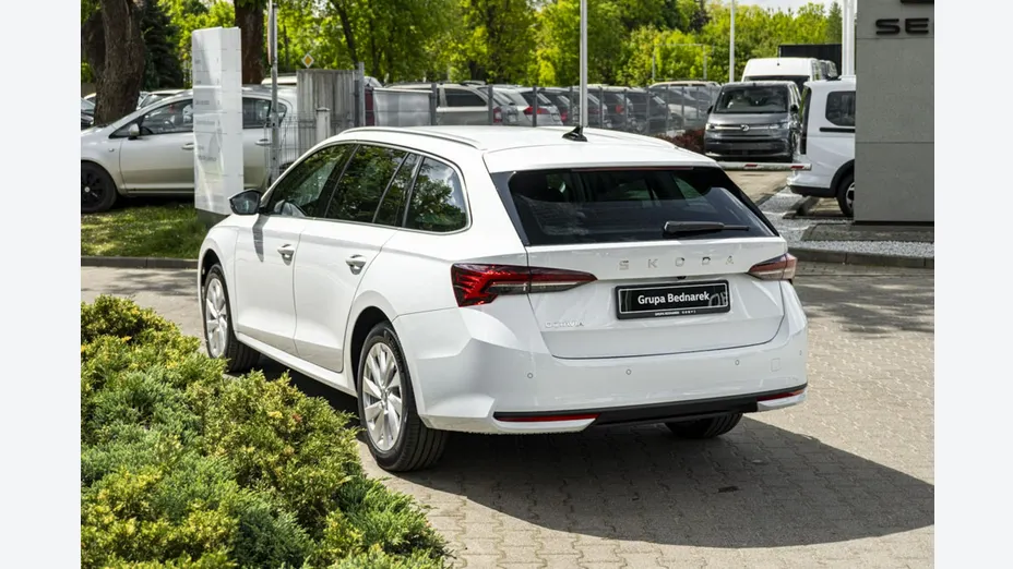SKODA Octavia -