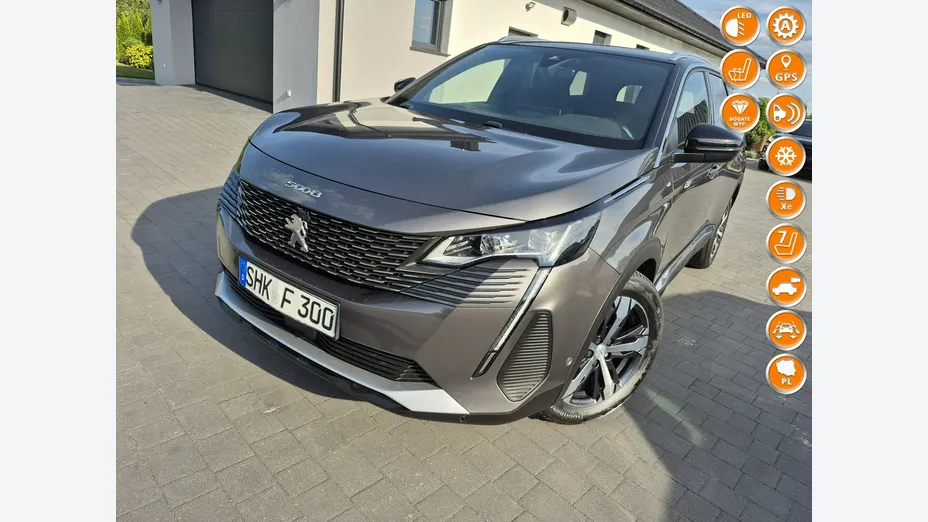 PEUGEOT 5008 -
