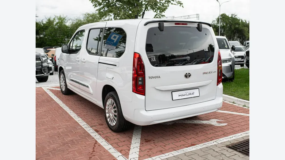 TOYOTA Proace City Verso -