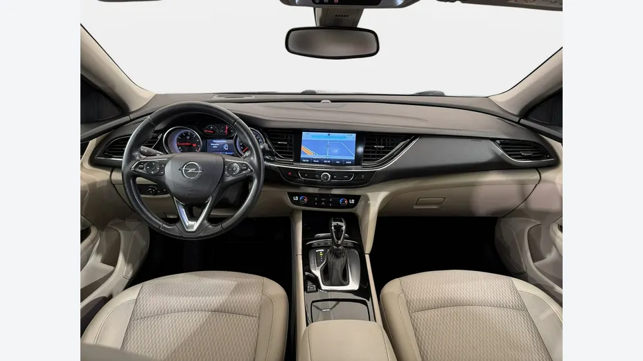 OPEL Insignia -