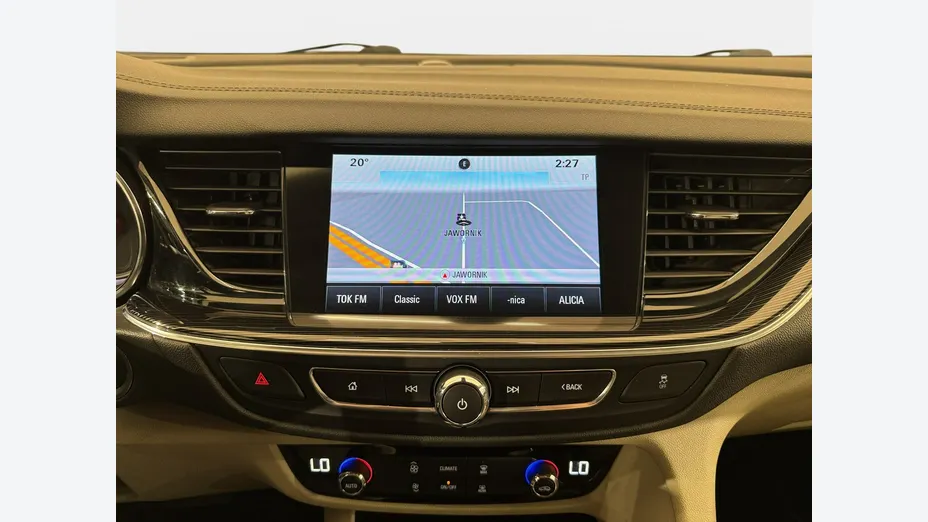 OPEL Insignia -