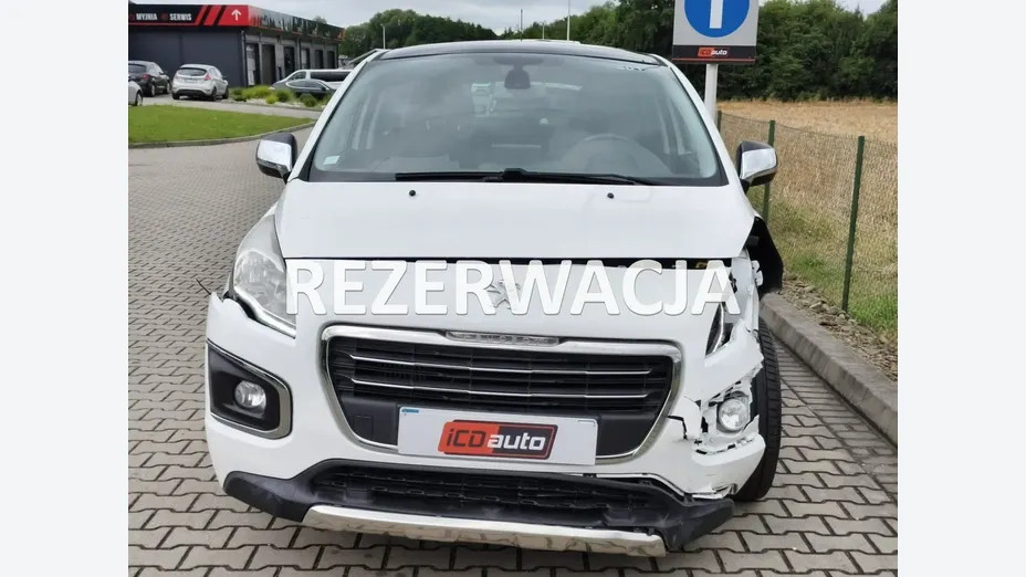 PEUGEOT 3008 -