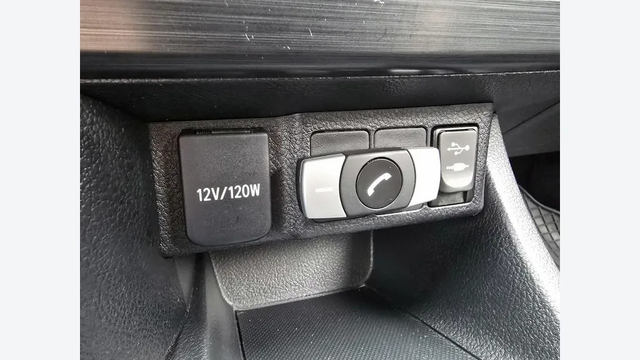TOYOTA Auris -
