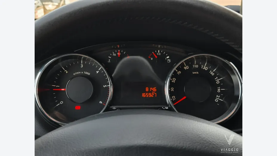 PEUGEOT 3008 -