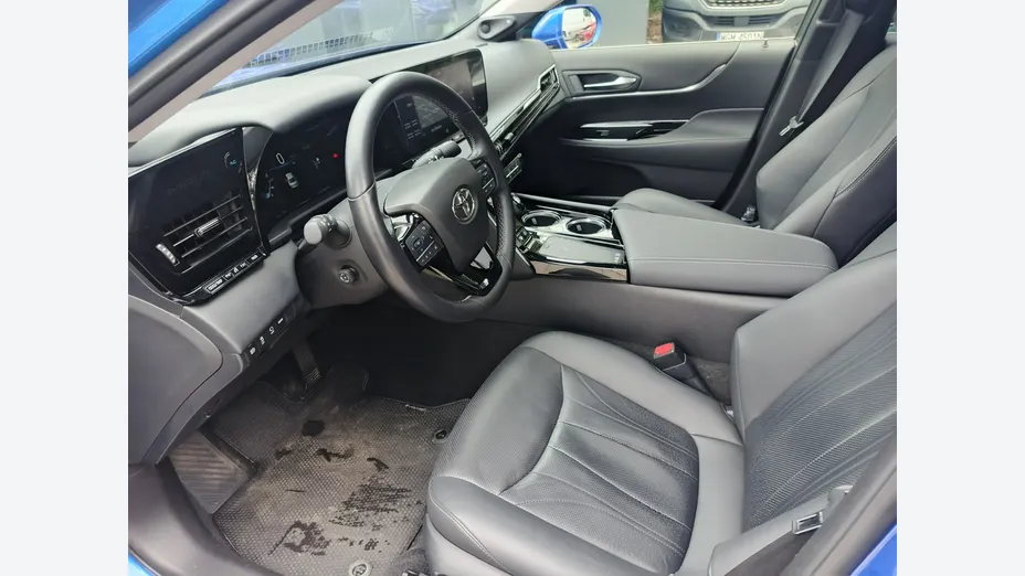 TOYOTA Mirai -