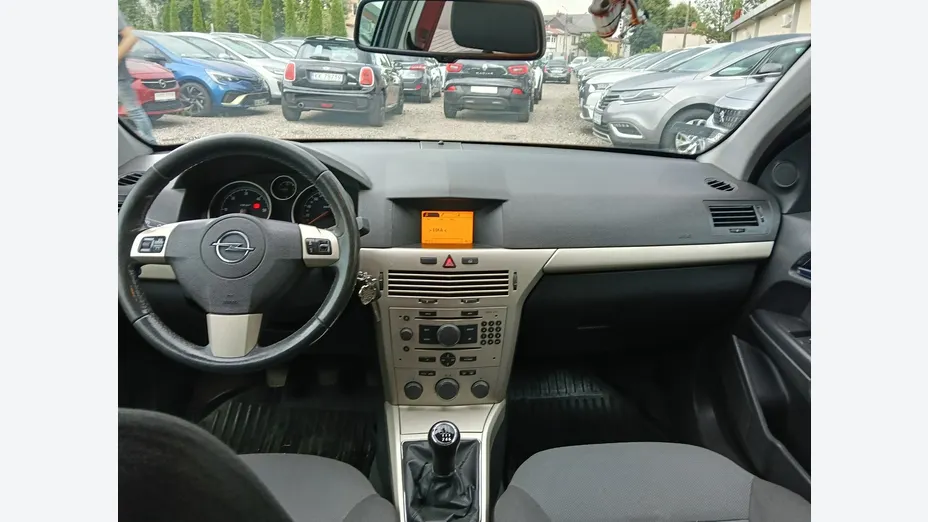 OPEL Astra -
