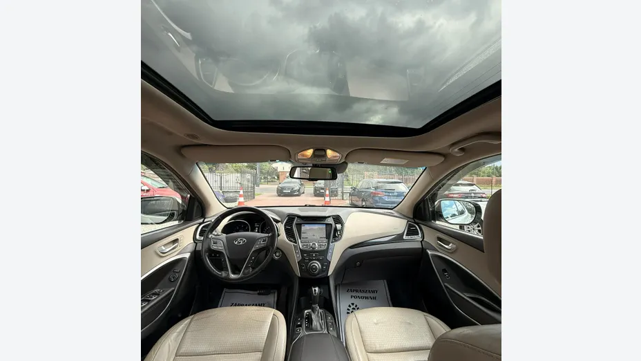 HYUNDAI Santa Fe -