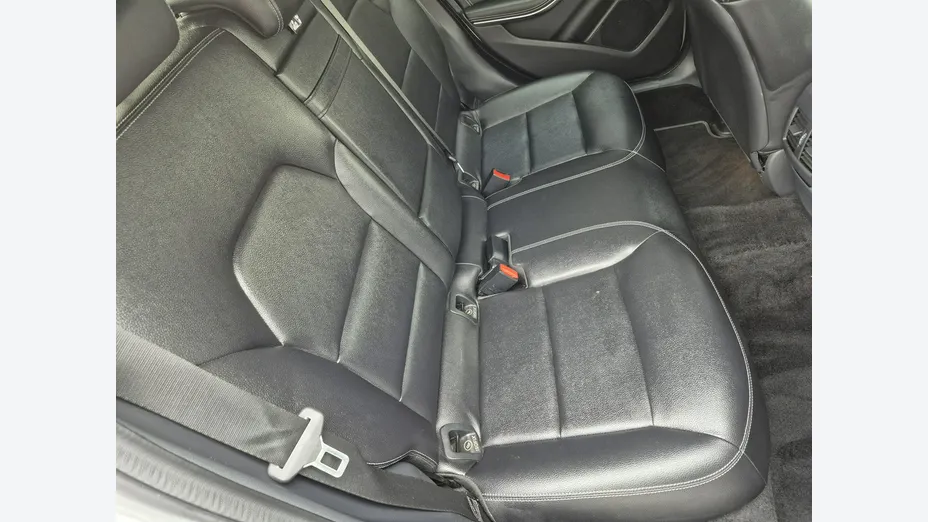 MERCEDES-BENZ GLA -