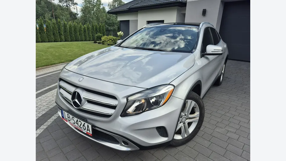 MERCEDES-BENZ GLA -