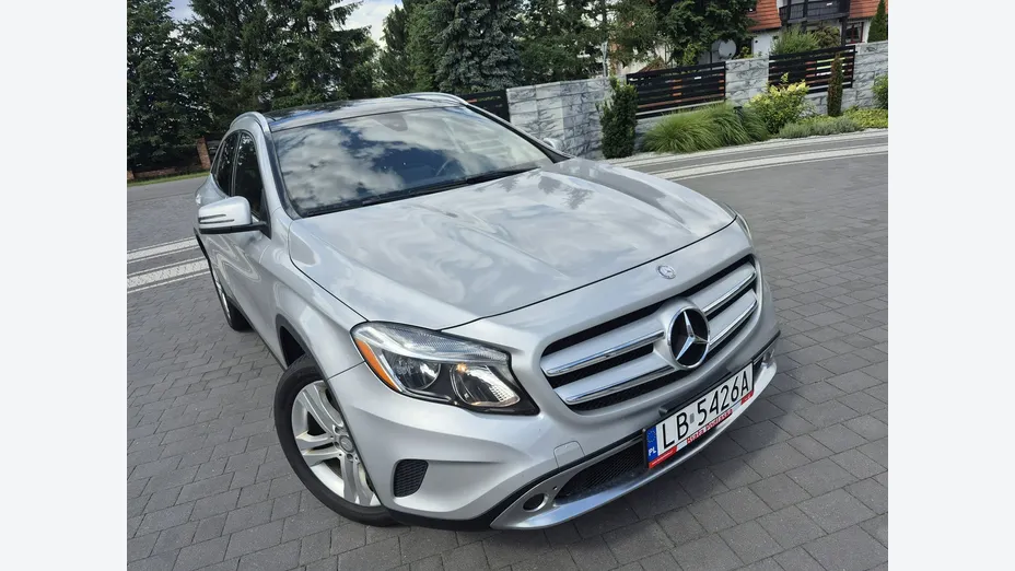 MERCEDES-BENZ GLA -