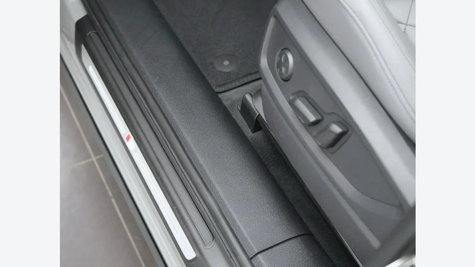 AUDI Q5 -