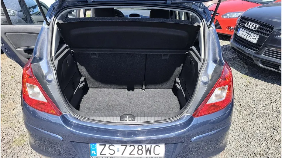 OPEL Corsa -